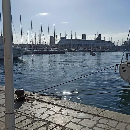 Apartment Sweet Aloha - Le Mourillon -host